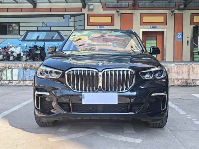 BMW X5 — Фото автомобиля 2