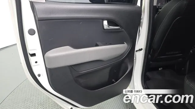 Kia RAY Новый Kia Ray Prestige — Фото автомобиля 25