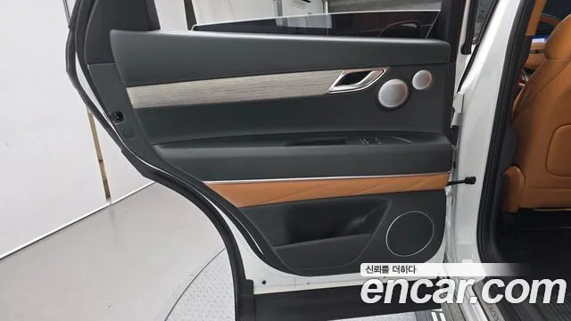 Genesis GV80 — Фото автомобиля 14