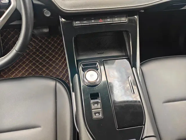 Haval H6 — Фото автомобиля 7