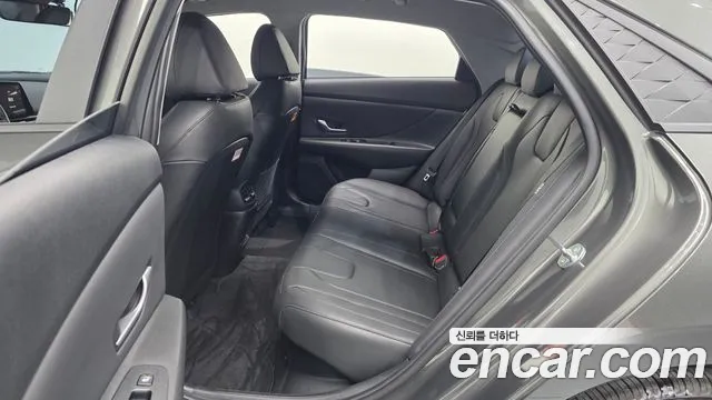 Hyundai Avante CN7 — Фото автомобиля 17