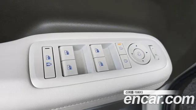 Hyundai Santa Fe MX5 — Фото автомобиля 28