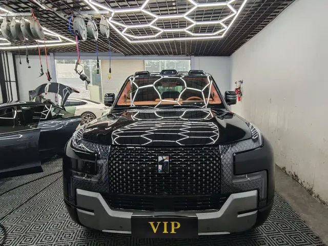 Фотография автомобиля — BYD U8