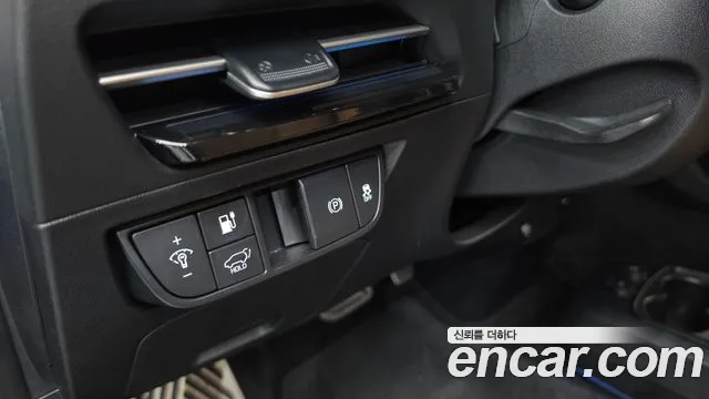 Kia EV6 — Фото автомобиля 25