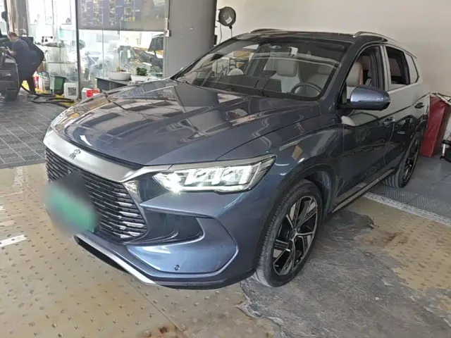 Фотография автомобиля — BYD Song Pro
