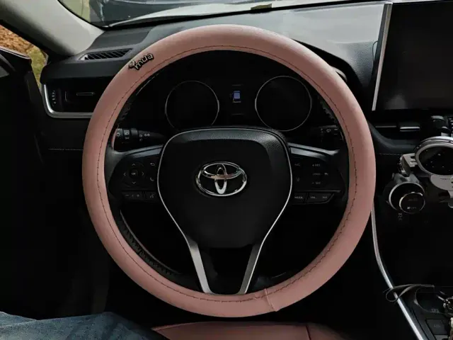 Toyota Wildlander — Фото автомобиля 15