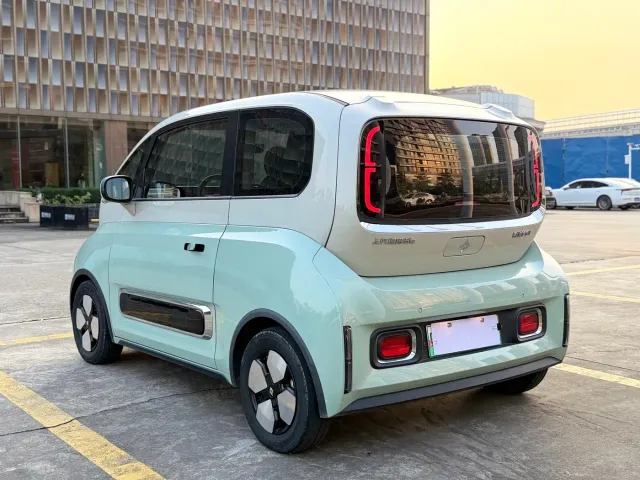 Baojun KiWi EV — Фото автомобиля 9