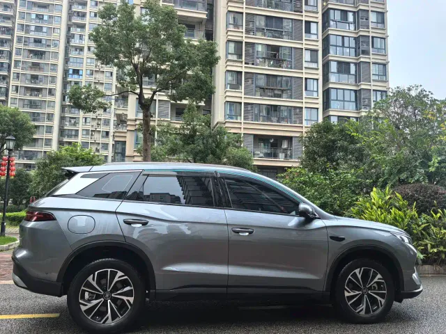 BYD Song Pro — Фото автомобиля 12