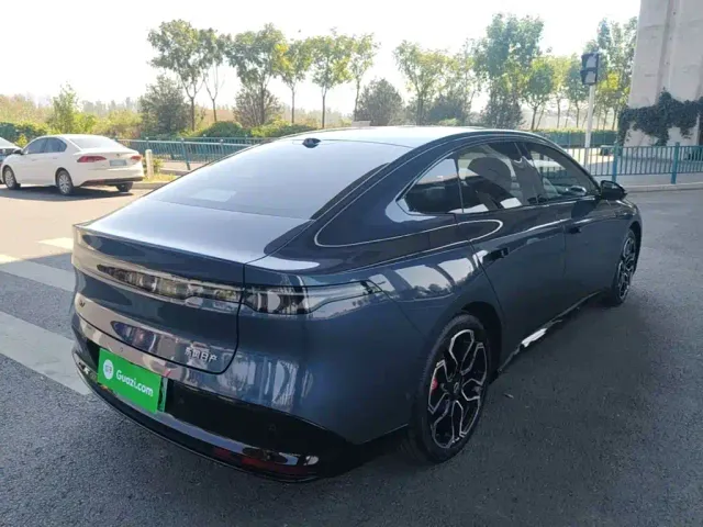 Nissan N7 — Фото автомобиля 6