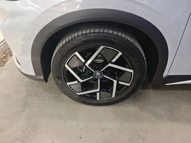 BYD Yuan PLUS — Фото автомобиля 22
