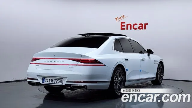 Genesis G90 RS4 — Фото автомобиля 2
