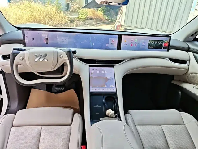 IM Motors LS6 — Фото автомобиля 9