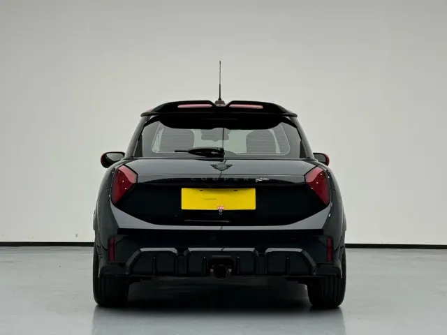 MINI John Cooper Works — Фото автомобиля 5