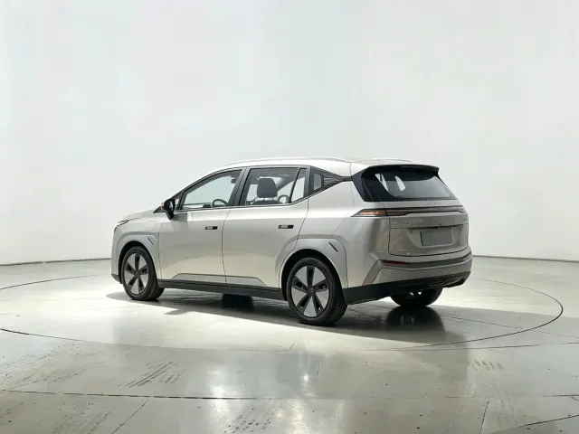 GAC Aion Y — Фото автомобиля 7