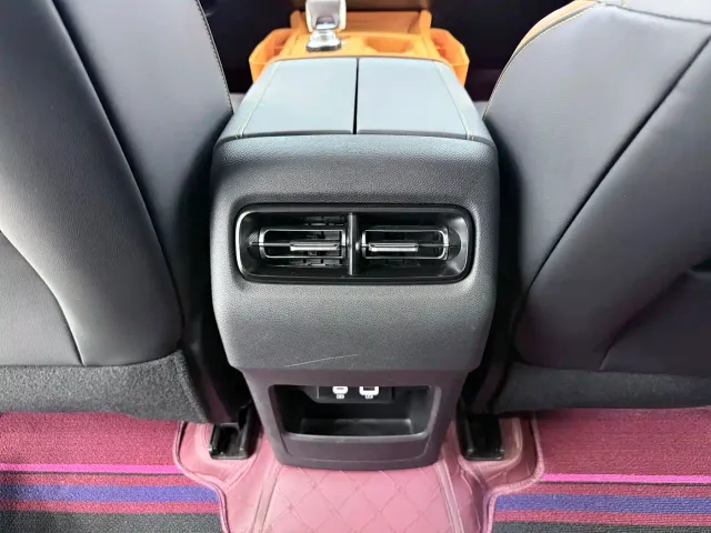 BAIC BJ40 — Фото автомобиля 11