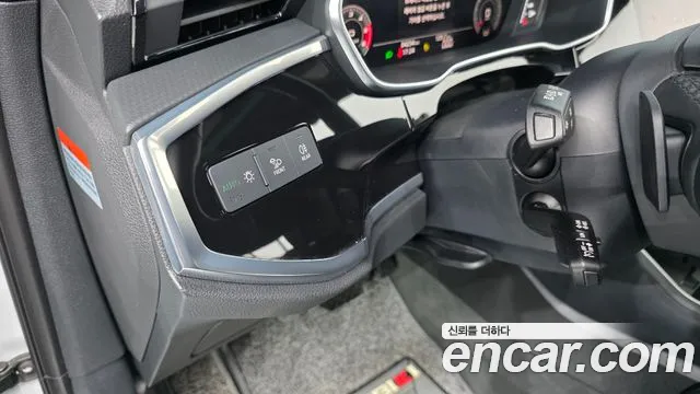 Audi Q3 35 TDI Premium — Фото автомобиля 18