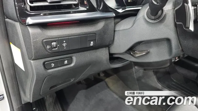 Kia Niro — Фото автомобиля 27