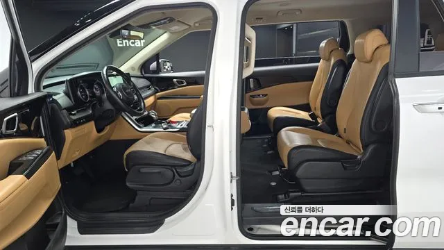 Kia Carnival 4th Gen — Фото автомобиля 11