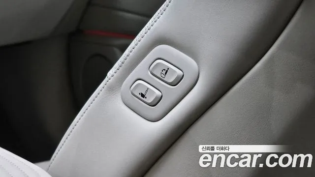 Genesis G80 Бензин 2.5 турбо AWD — Фото автомобиля 8