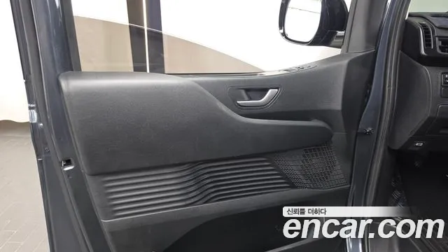 Hyundai Staria — Фото автомобиля 13