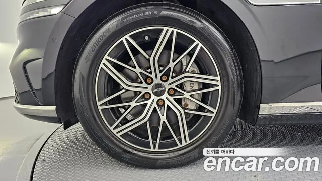 Genesis G90 RS4 — Фото автомобиля 5