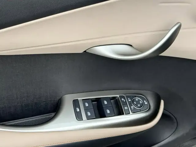 BYD Dolphin — Фото автомобиля 13