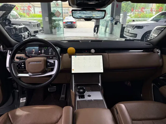 Land Rover Range Rover — Фото автомобиля 8