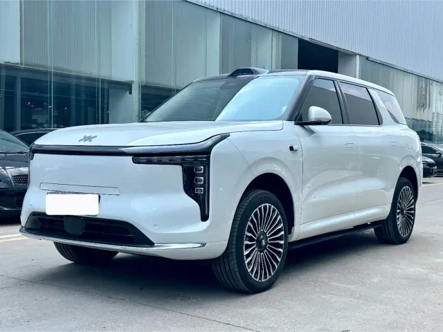 Фотография автомобиля — IM Motors LS8