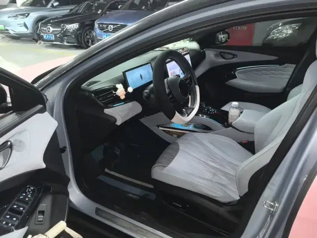 BYD Seal — Фото автомобиля 13