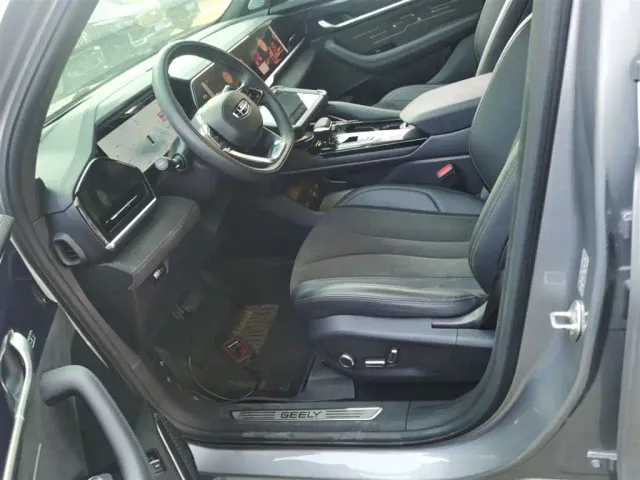 Geely Xingyue L — Фото автомобиля 14
