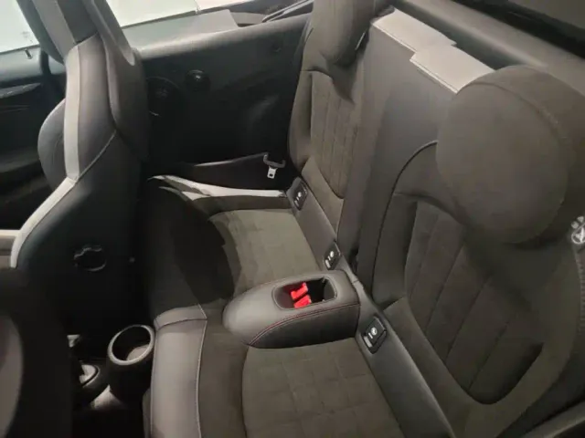 MINI Hatch — Фото автомобиля 16