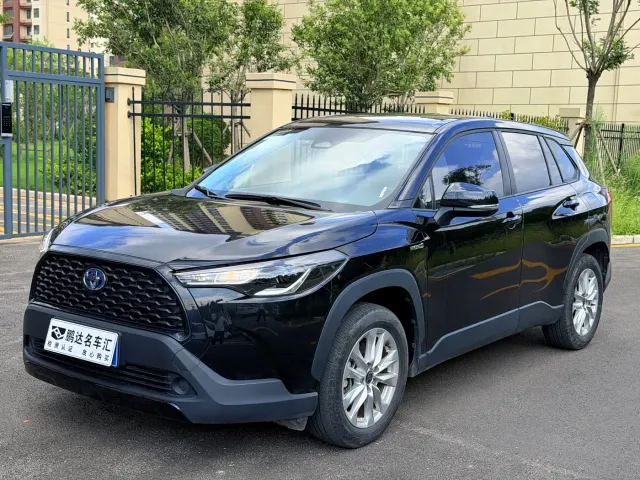 Фотография автомобиля — Toyota Corolla Cross