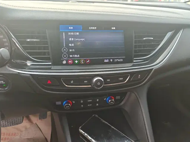 Buick Regal — Фото автомобиля 8