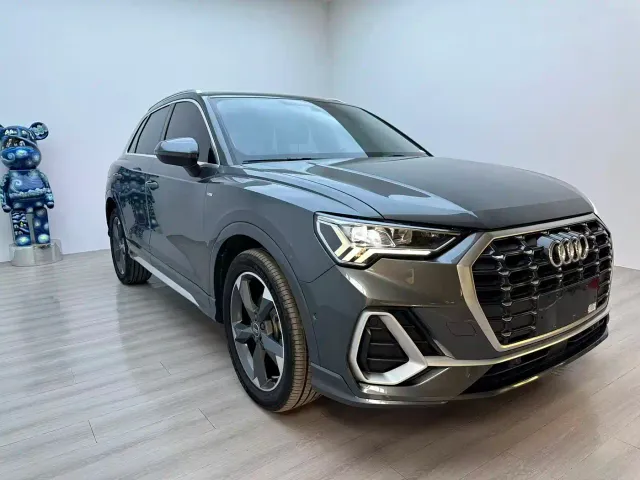 Audi Q3 — Фото автомобиля 3