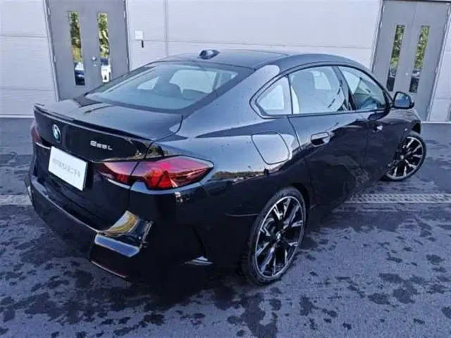 BMW 2 Series — Фото автомобиля 3