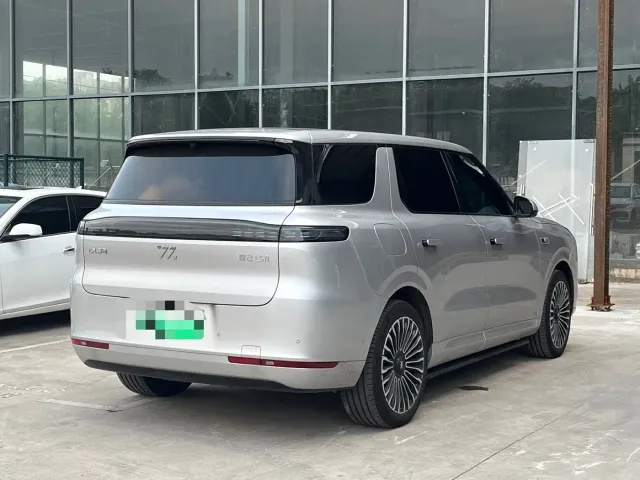 IM Motors LS8 — Фото автомобиля 7