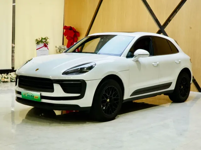 Porsche Macan — Фото автомобиля 3
