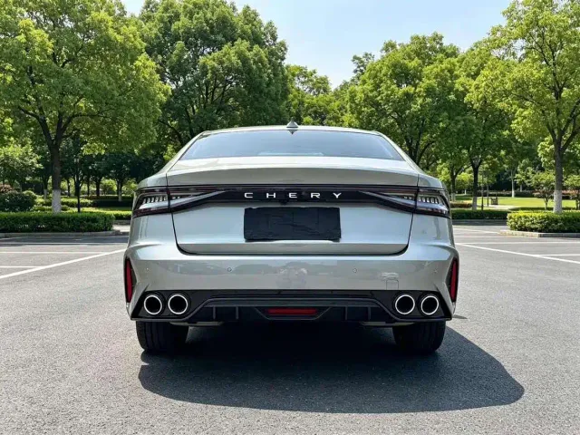 Chery Arrizo 8 — Фото автомобиля 5