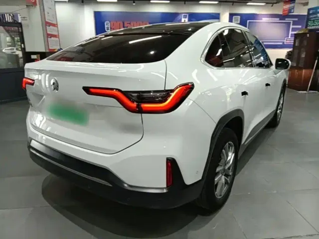 Nio EC6 — Фото автомобиля 6
