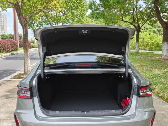 Chery Arrizo 8 — Фото автомобиля 15