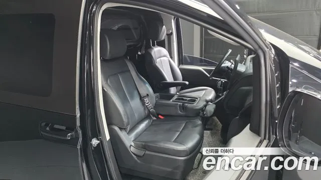 Hyundai Staria — Фото автомобиля 17