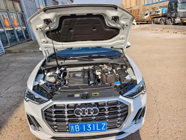 Audi Q3 — Фото автомобиля 23