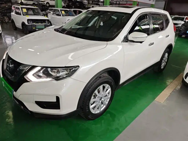 Фотография автомобиля — Nissan X-Trail