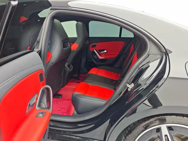 Mercedes-Benz CLA-Class AMG — Фото автомобиля 13