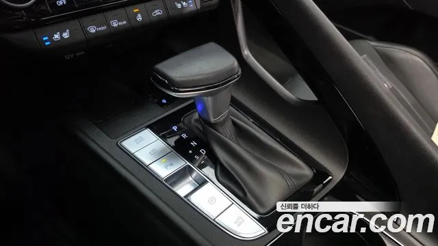Hyundai Avante CN7 — Фото автомобиля 12