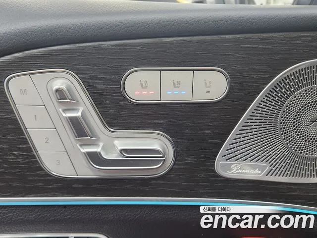 Mercedes-Benz GLE-Class — Фото автомобиля 13