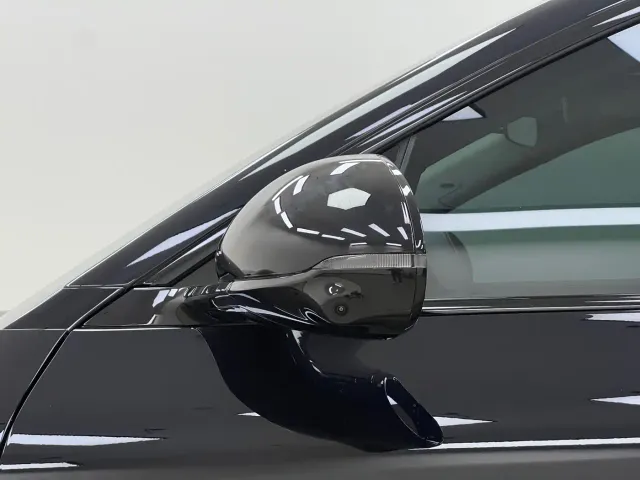 IM Motors LS6 — Фото автомобиля 10