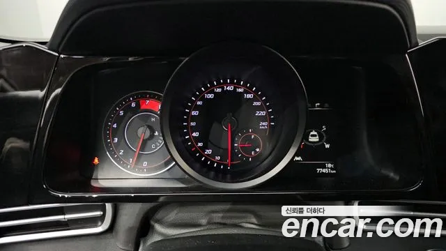 Hyundai AVANTE Avante (CN7) — Фото автомобиля 8