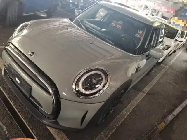 Фотография автомобиля — MINI Hatch