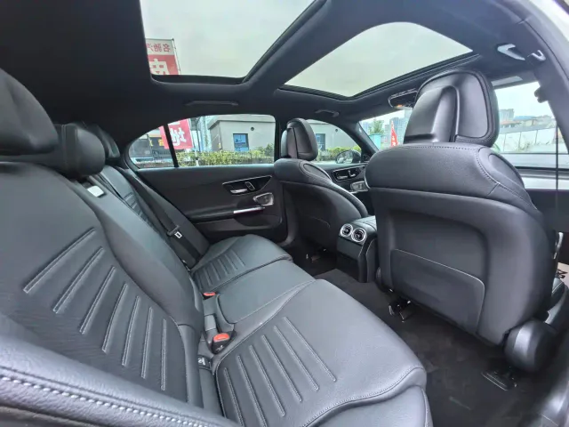 Mercedes-Benz C-Class — Фото автомобиля 8